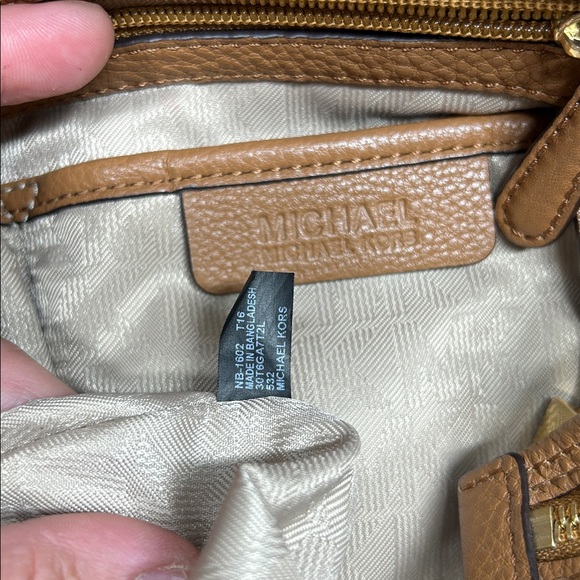 6181 Michael Kors brown pebble leather zip top tote bag 243446181 - Picture 9 of 11